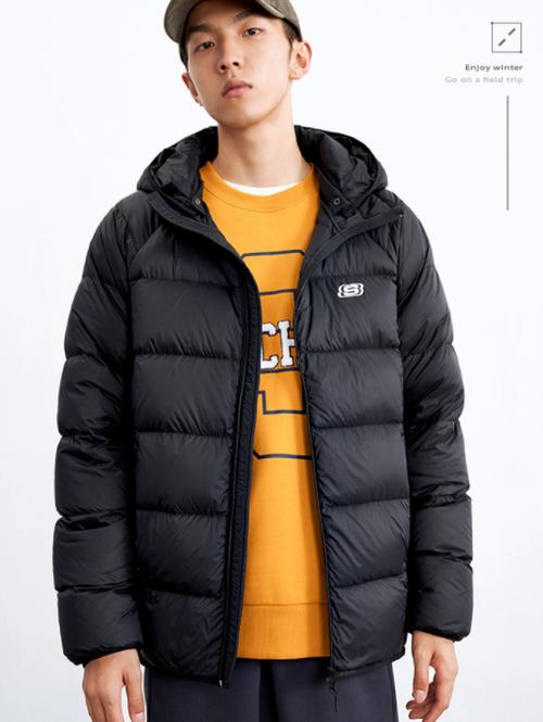 斯凯奇男士连帽羽绒服L321M169全面解析 运动时尚与保暖的完美平衡